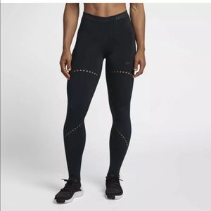 Nike Pro Hyperwarm Training Tight